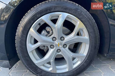 Хэтчбек Chevrolet Volt 2017 в 