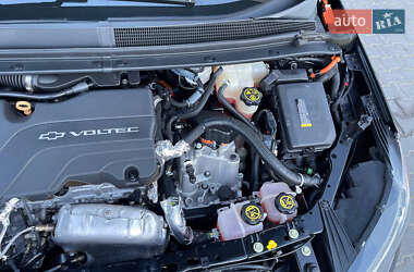Хэтчбек Chevrolet Volt 2017 в 