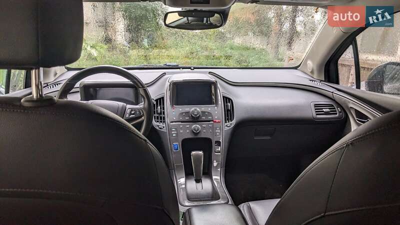 Хэтчбек Chevrolet Volt 2013 в Ивано-Франковске