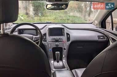 Хэтчбек Chevrolet Volt 2013 в 