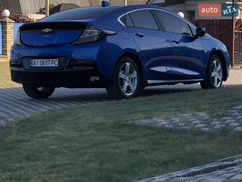 Хэтчбек Chevrolet Volt 2017 в Калиновке