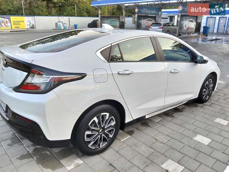 Хэтчбек Chevrolet Volt 2015 в Черкассах фото 4 Хэтчбек Chevrolet Volt 2015 в Черкассах