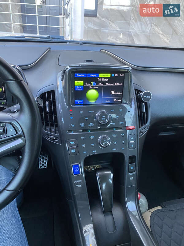 Хэтчбек Chevrolet Volt 2012 в Киеве