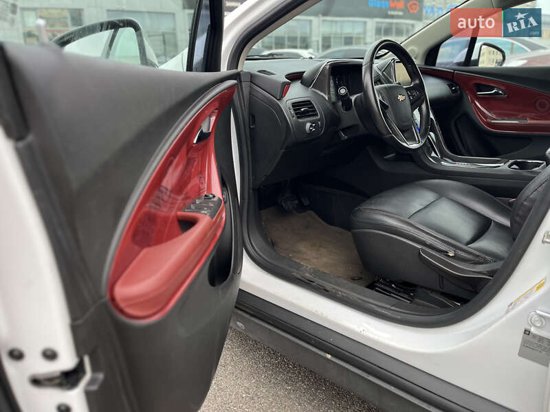 Хетчбек Chevrolet Volt 2012 в Києві фото 15 Хетчбек Chevrolet Volt 2012 в Києві