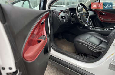 Хэтчбек Chevrolet Volt 2012 в 