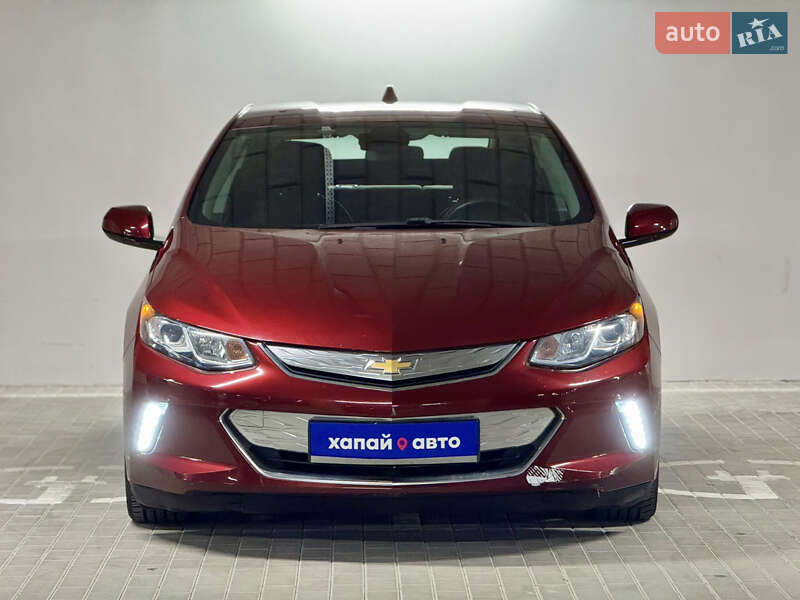 Хэтчбек Chevrolet Volt 2016 в Киеве