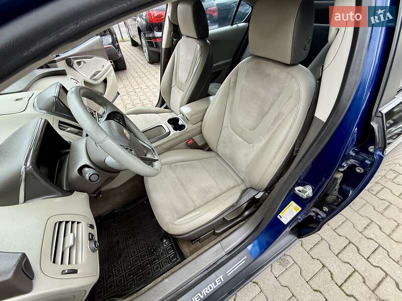 Хэтчбек Chevrolet Volt 2013 в Одессе