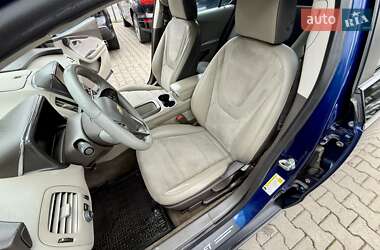 Хэтчбек Chevrolet Volt 2013 в 