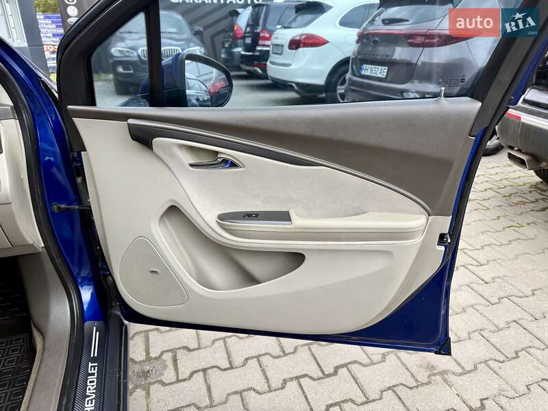 Хэтчбек Chevrolet Volt 2013 в Одессе
