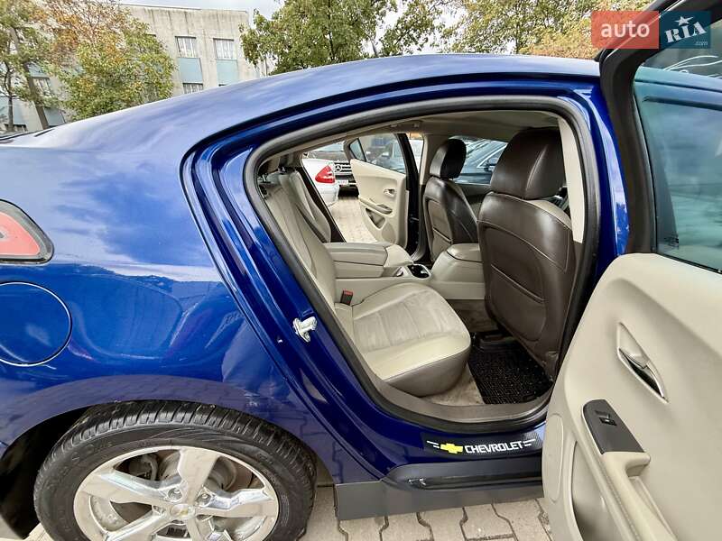 Хэтчбек Chevrolet Volt 2013 в Одессе