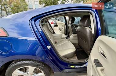 Хэтчбек Chevrolet Volt 2013 в 