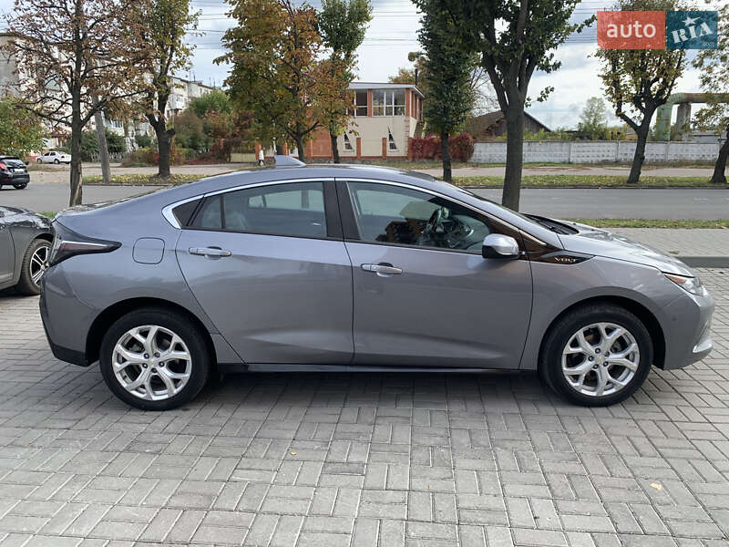 Хетчбек Chevrolet Volt 2018 в Черкасах