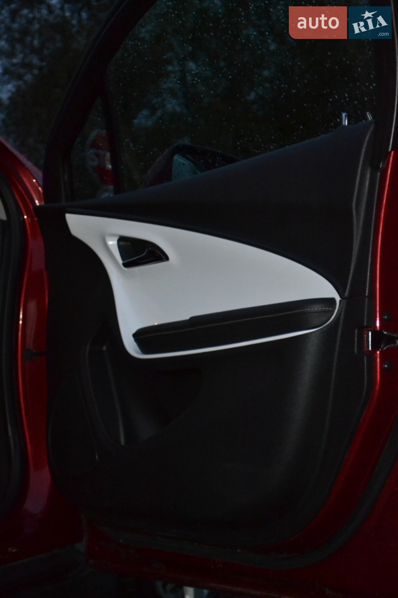 2012 Chevrolet Volt - мініатюра 12