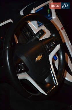 Хетчбек Chevrolet Volt 2012 в  фото 23 Хетчбек Chevrolet Volt 2012 в