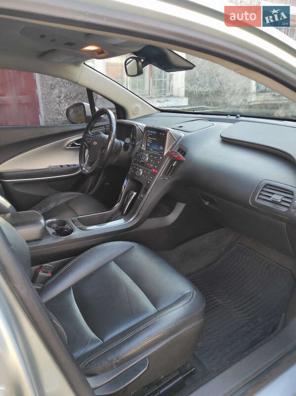 Хэтчбек Chevrolet Volt 2012 в Кодыме фото 14 Хэтчбек Chevrolet Volt 2012 в Кодыме