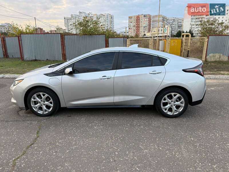 Хэтчбек Chevrolet Volt 2018 в Одессе фото 6 Хэтчбек Chevrolet Volt 2018 в Одессе