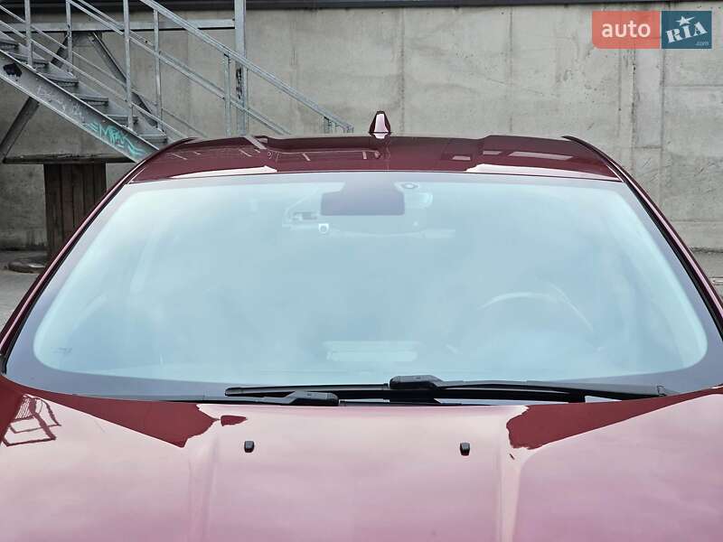 Хэтчбек Chevrolet Volt 2016 в Киеве