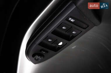 Хетчбек Chevrolet Volt 2012 в  фото 27 Хетчбек Chevrolet Volt 2012 в