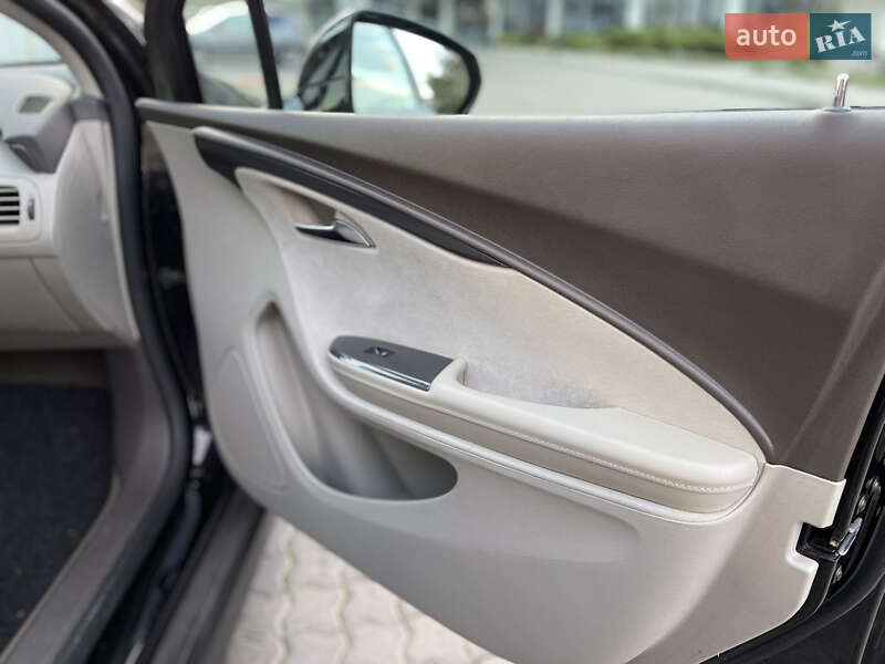 Хетчбек Chevrolet Volt 2014 в Чорноморську фото 17 Хетчбек Chevrolet Volt 2014 в Чорноморську