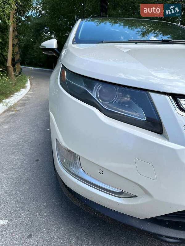 Хэтчбек Chevrolet Volt 2012 в Полтаве фото 2 Хэтчбек Chevrolet Volt 2012 в Полтаве