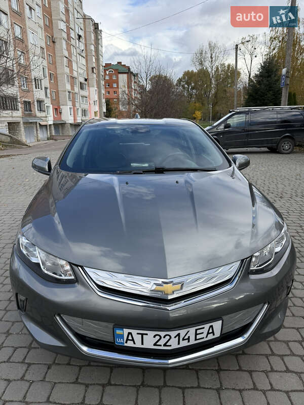 Хэтчбек Chevrolet Volt 2017 в Ивано-Франковске