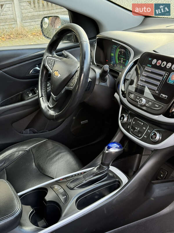 Хэтчбек Chevrolet Volt 2017 в Ивано-Франковске