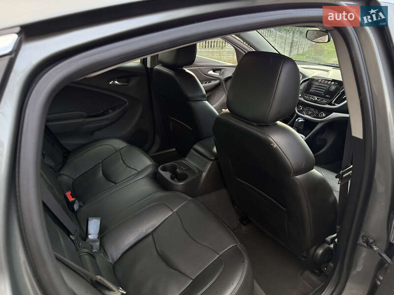 Хэтчбек Chevrolet Volt 2017 в Ивано-Франковске