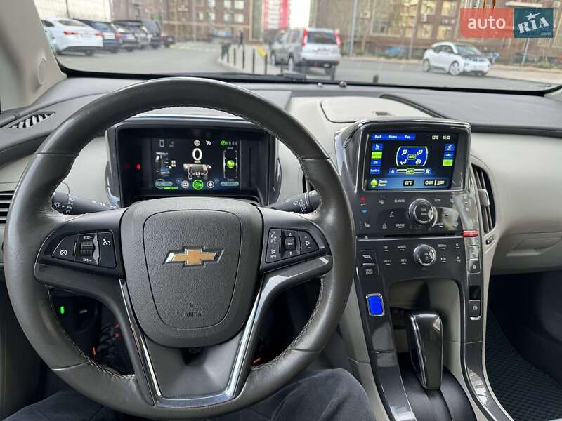 Хэтчбек Chevrolet Volt 2014 в Одессе фото 6 Хэтчбек Chevrolet Volt 2014 в Одессе