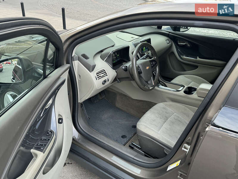Хэтчбек Chevrolet Volt 2014 в Одессе фото 11 Хэтчбек Chevrolet Volt 2014 в Одессе