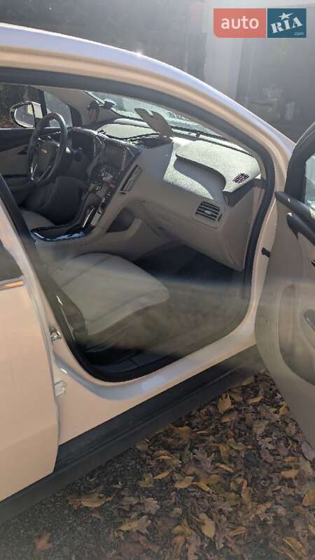 Хэтчбек Chevrolet Volt 2014 в Виннице фото 11 Хэтчбек Chevrolet Volt 2014 в Виннице