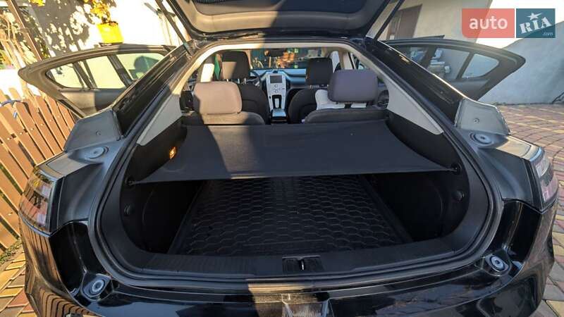 Хэтчбек Chevrolet Volt 2011 в Раздельной фото 21 Хэтчбек Chevrolet Volt 2011 в Раздельной