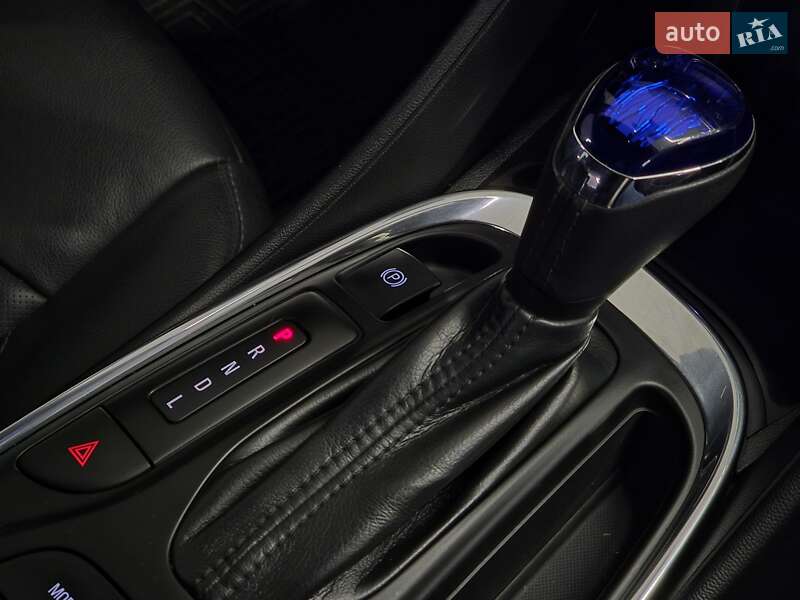 Хэтчбек Chevrolet Volt 2016 в Николаеве фото 16 Хэтчбек Chevrolet Volt 2016 в Николаеве