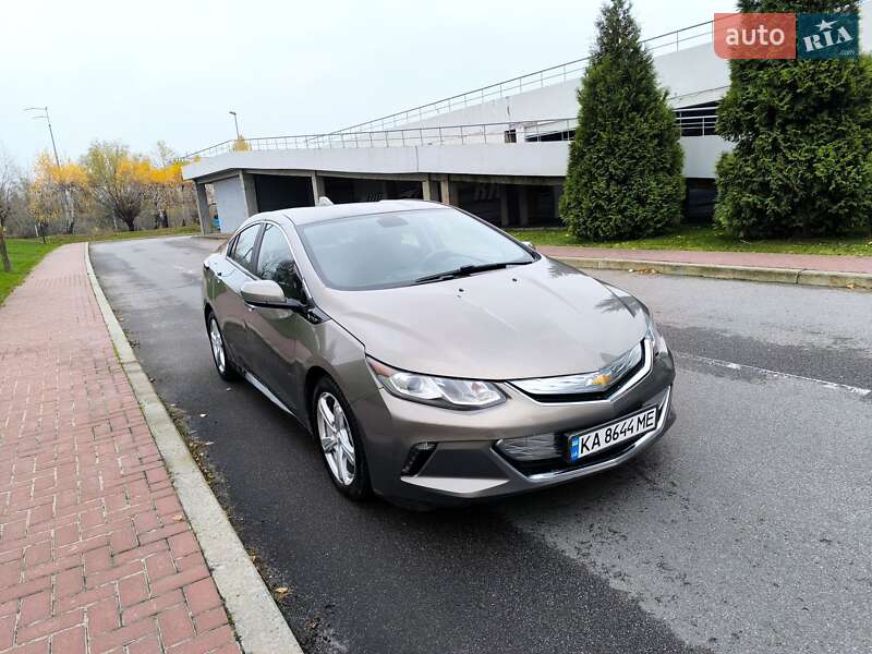 Хэтчбек Chevrolet Volt 2017 в Киеве фото 3 Хэтчбек Chevrolet Volt 2017 в Киеве