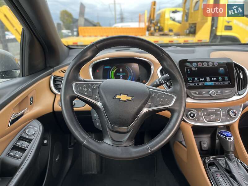 Хэтчбек Chevrolet Volt 2017 в Днепре