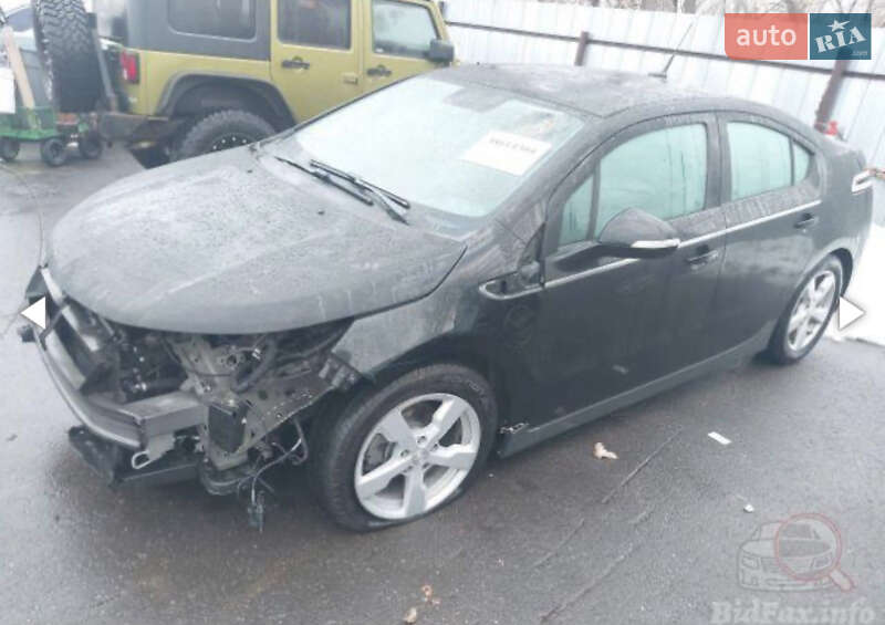 Хэтчбек Chevrolet Volt 2014 в Виннице