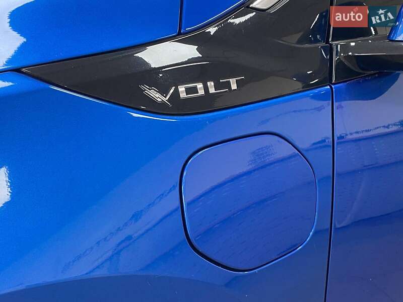 Хэтчбек Chevrolet Volt 2017 в Киеве