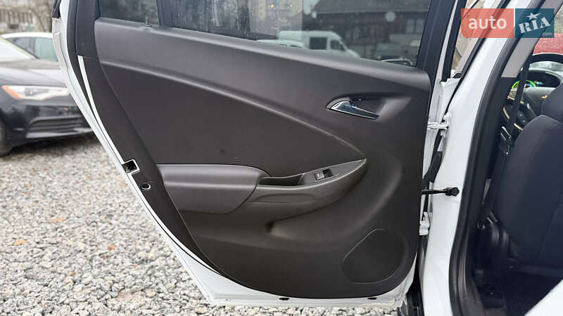 Хетчбек Chevrolet Volt 2015 в Бердичеві фото 23 Хетчбек Chevrolet Volt 2015 в Бердичеві