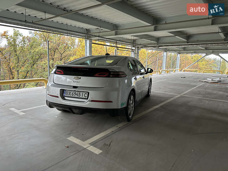Хэтчбек Chevrolet Volt 2015 в Киеве фото 6 Хэтчбек Chevrolet Volt 2015 в Киеве