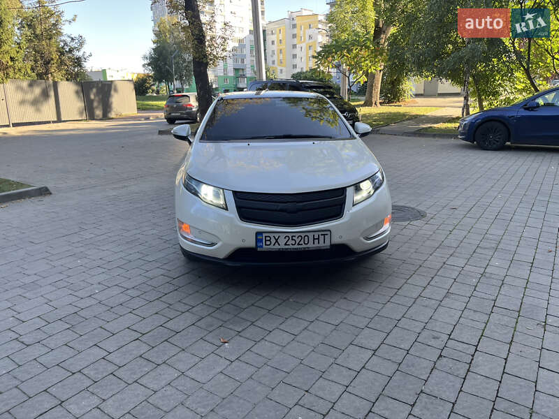 Хетчбек Chevrolet Volt 2011 в Івано-Франківську