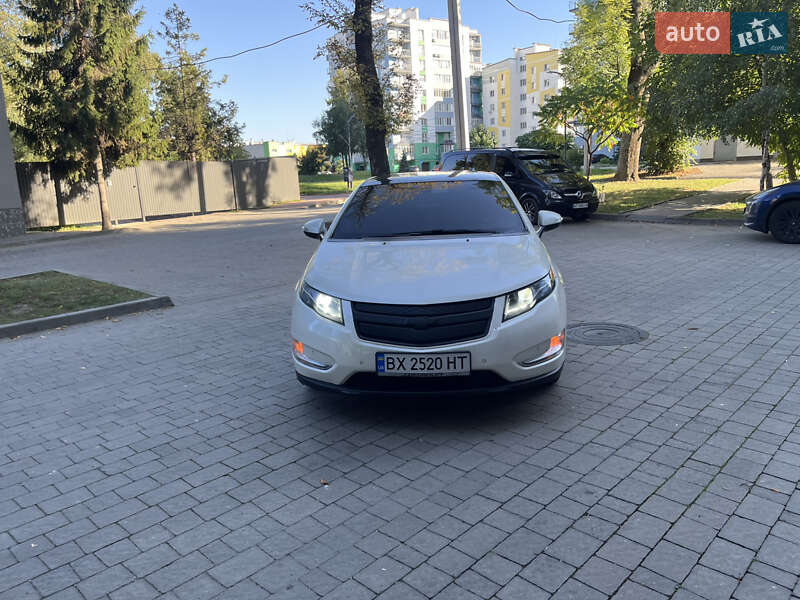 Хетчбек Chevrolet Volt 2011 в Івано-Франківську