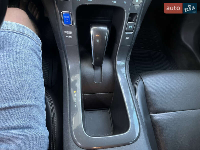 Хетчбек Chevrolet Volt 2011 в Івано-Франківську