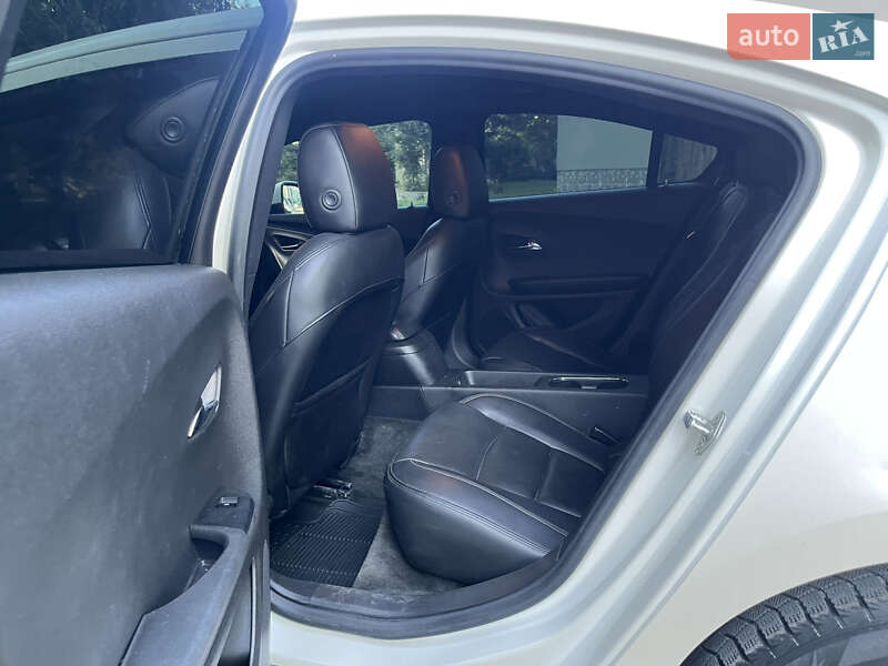 Хетчбек Chevrolet Volt 2011 в Івано-Франківську