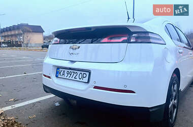Хэтчбек Chevrolet Volt 2014 в Киеве