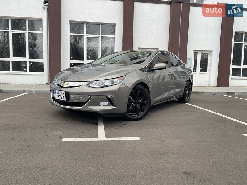 Хетчбек Chevrolet Volt 2017 в Києві