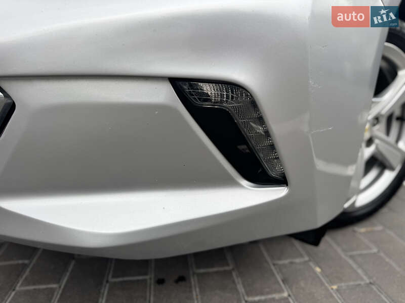 Хетчбек Chevrolet Volt 2016 в Києві