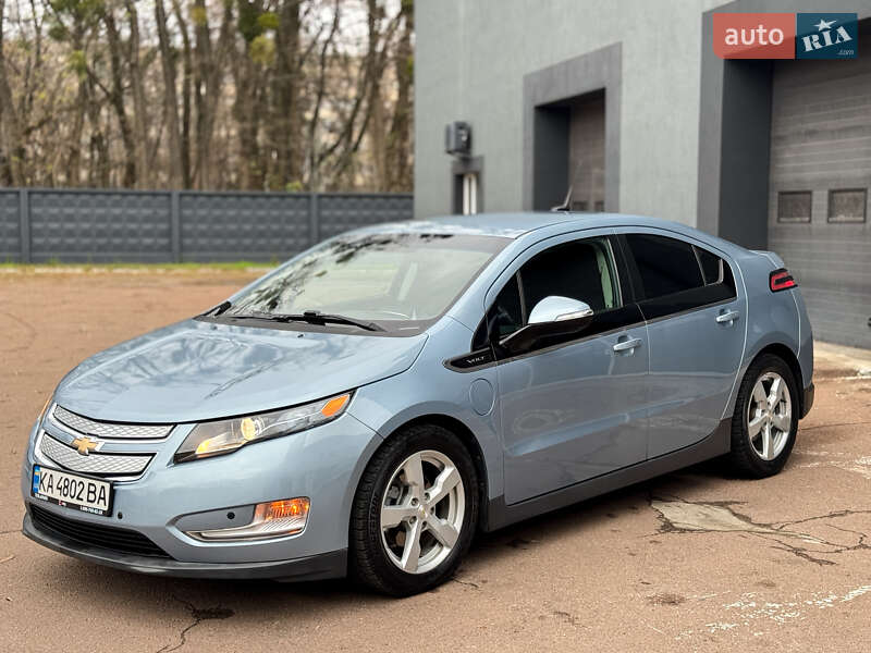 Хетчбек Chevrolet Volt 2012 в Києві