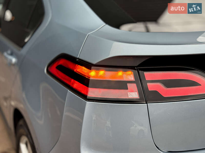 Хетчбек Chevrolet Volt 2012 в Києві