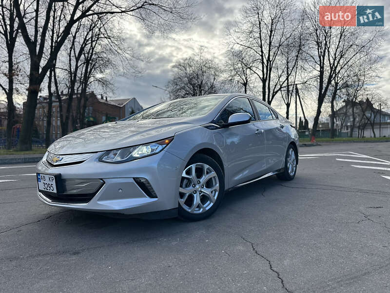 Хэтчбек Chevrolet Volt 2017 в Виннице