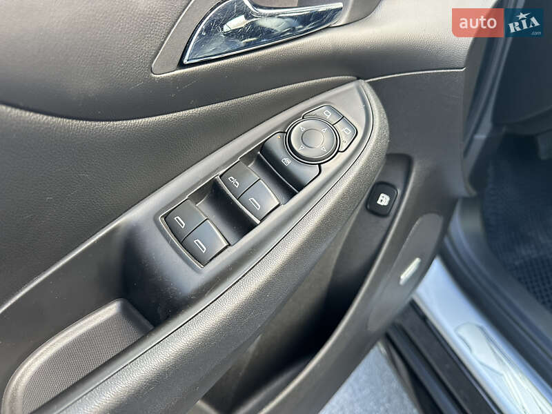 Хэтчбек Chevrolet Volt 2017 в Виннице