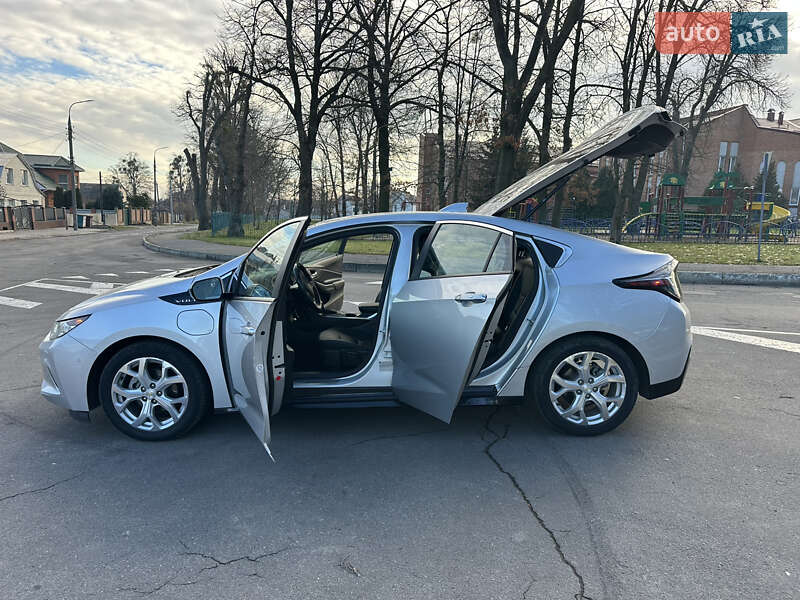 Хэтчбек Chevrolet Volt 2017 в Виннице
